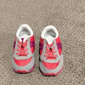 Saucony Kids Sneakers in Pink and Gray